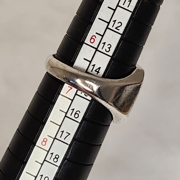 Silver Onyx Dog W Signet Ring - Picture 5 of 8